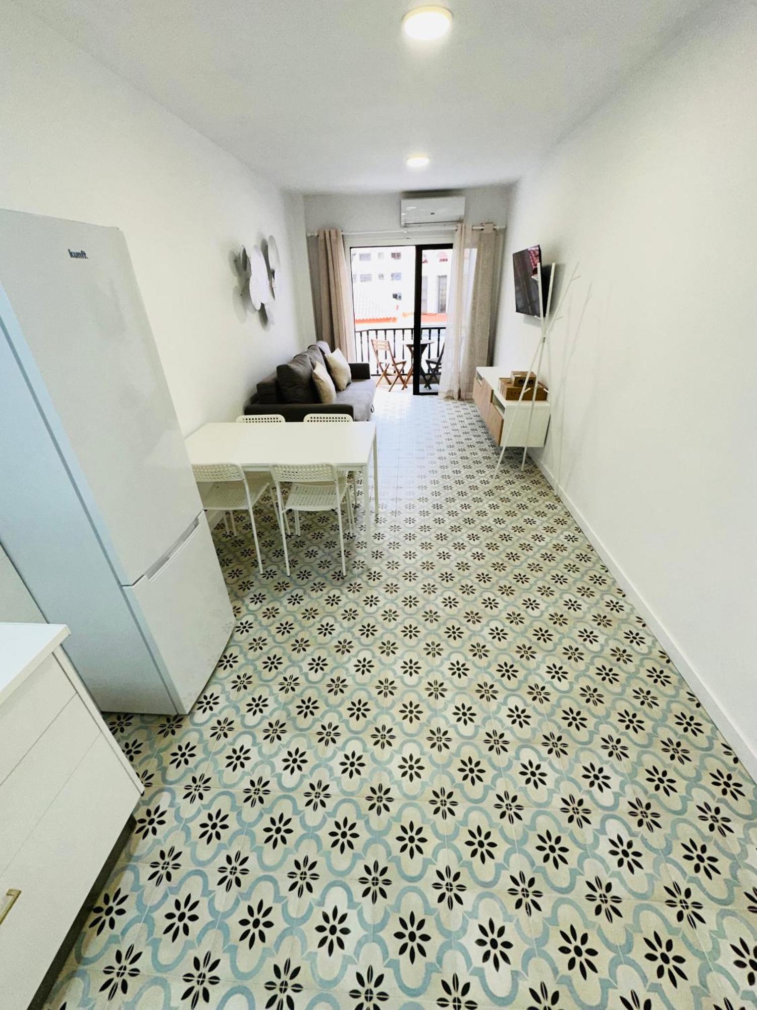 Central Flat Los Cristianos Square Guincho  Екстериор снимка