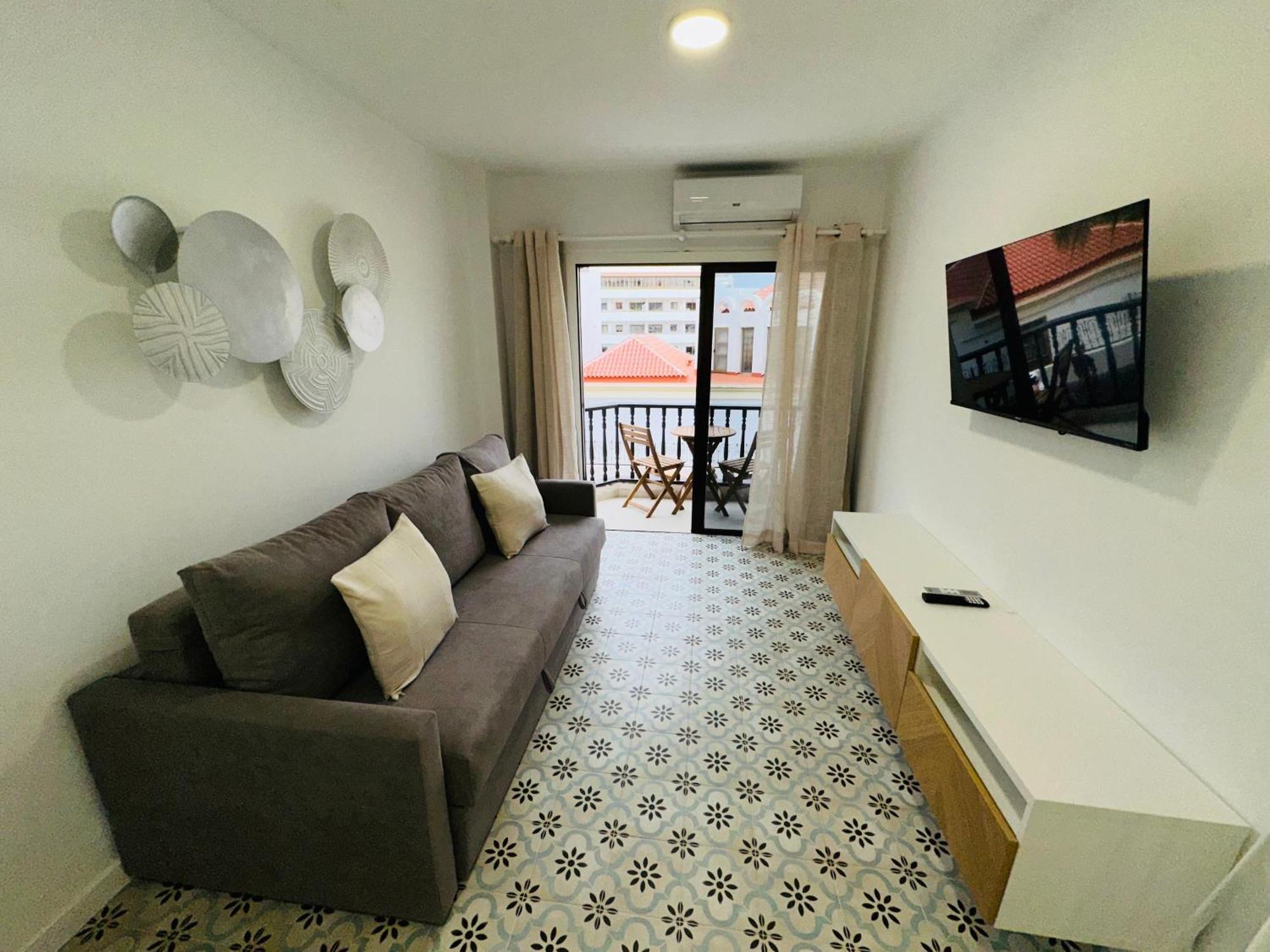 Central Flat Los Cristianos Square Guincho  Екстериор снимка