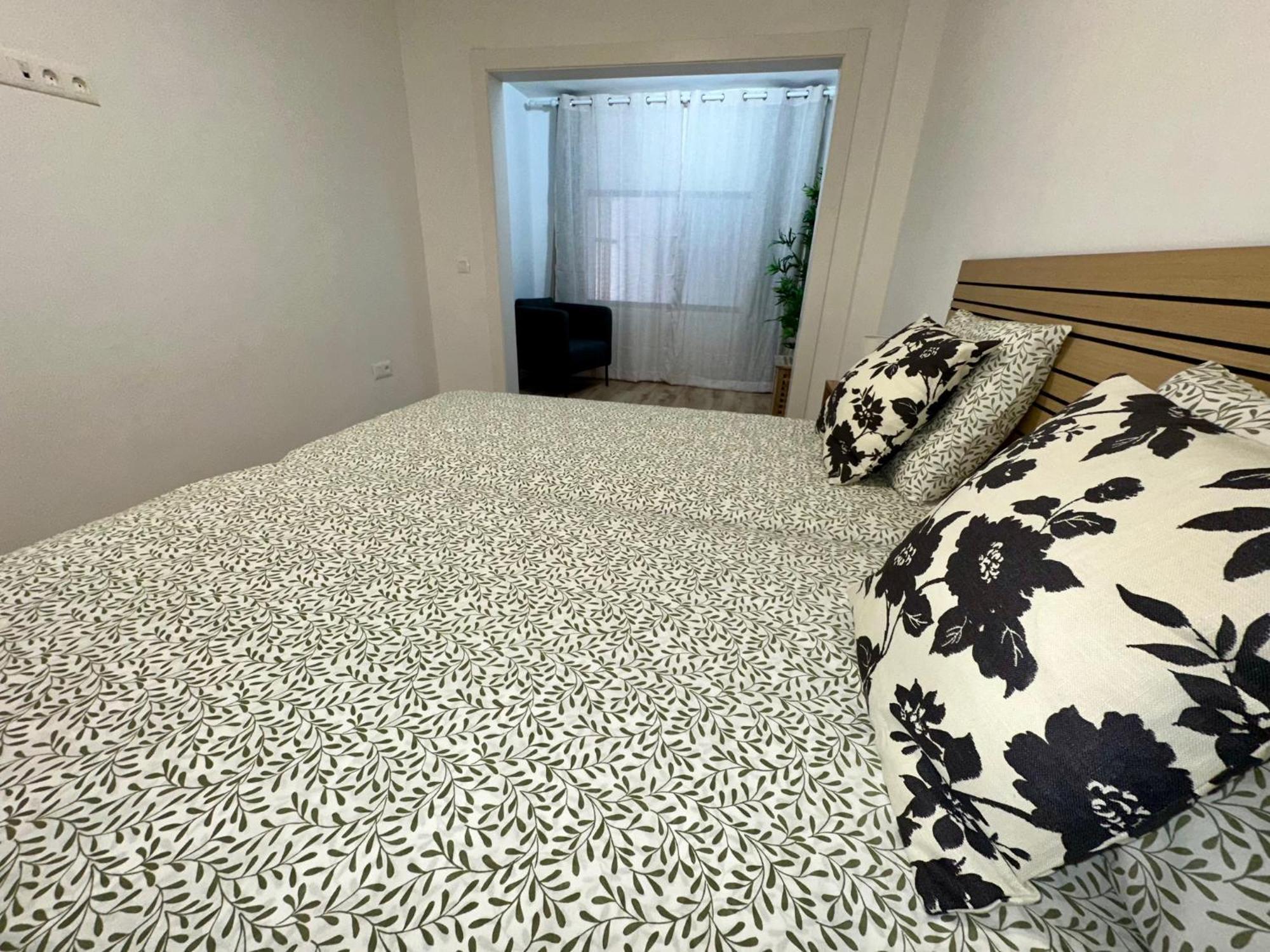 Central Flat Los Cristianos Square Guincho  Екстериор снимка